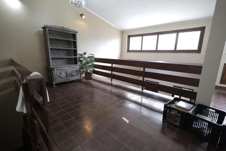 Casa à venda com 340m², 4 quartos e 4 vagasSala Superior