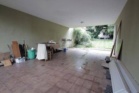 Casa à venda com 340m², 4 quartos e 4 vagasGaragem