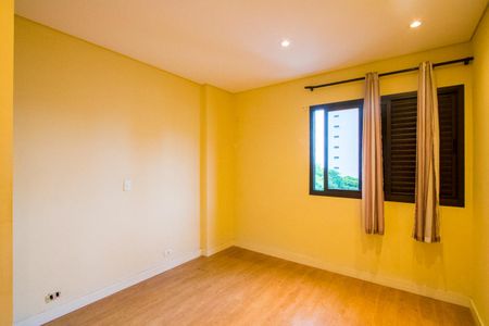 Apartamento à venda com 160m², 3 quartos e 2 vagasQuarto 2