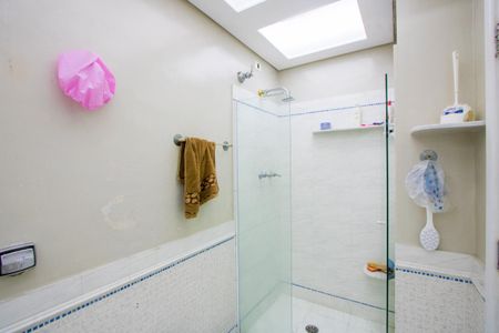 Apartamento à venda com 160m², 3 quartos e 2 vagasBanheiro social