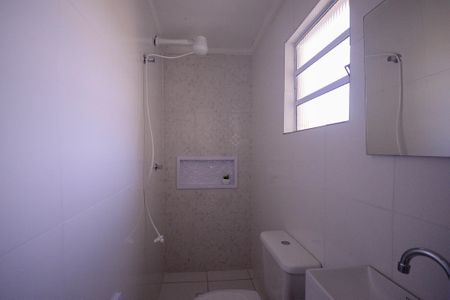 Banheiro  de casa para alugar com 1 quarto, 20m² em São João Climaco, São Paulo