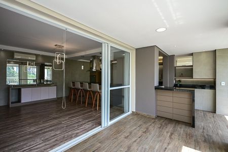 Apartamento à venda com 142m², 3 quartos e 2 vagasVaranda