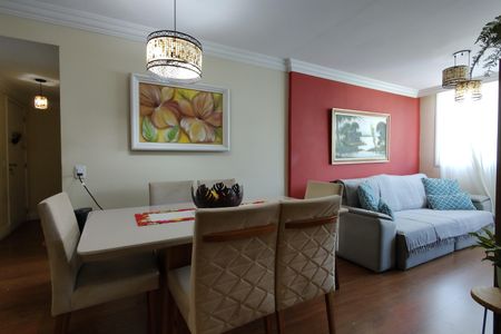 Apartamento à venda com 158m², 3 quartos e 2 vagas Apartamento à venda com 158m², 3 quartos e 2 vagasSala