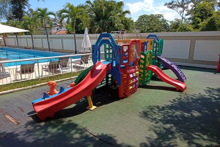 Apartamento à venda com 158m², 3 quartos e 2 vagas Apartamento à venda com 158m², 3 quartos e 2 vagasÁrea comum - Playground