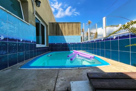 Apartamento à venda com 158m², 3 quartos e 2 vagas Apartamento à venda com 158m², 3 quartos e 2 vagasPiscina