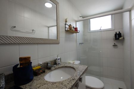 Apartamento à venda com 158m², 3 quartos e 2 vagas Apartamento à venda com 158m², 3 quartos e 2 vagasBanheiro 1