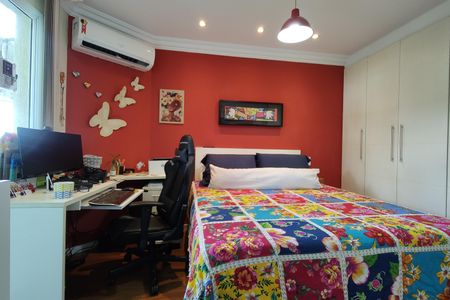 Apartamento à venda com 158m², 3 quartos e 2 vagas Apartamento à venda com 158m², 3 quartos e 2 vagasQuarto 3 - Suíte