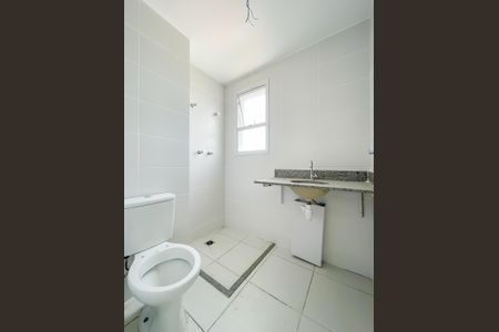 Apartamento à venda com 65m², 3 quartos e 2 vagas Apartamento à venda com 65m², 3 quartos e 2 vagasBanheiro da Suíte
