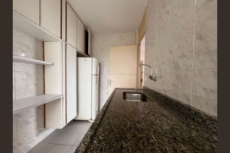 Apartamento à venda com 60m², 2 quartos e 1 vagaCozinha e Área de Serviço