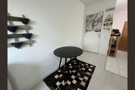 Sala de apartamento para alugar com 2 quartos, 42m² em Cavalhada, Porto Alegre