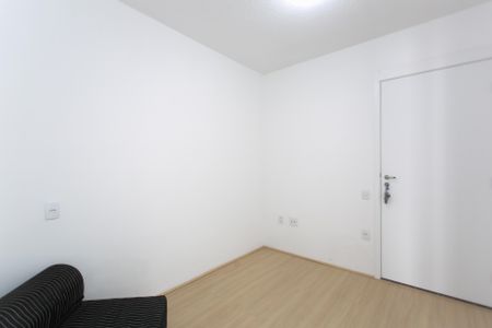 Sala de kitnet/studio para alugar com 1 quarto, 26m² em Conjunto Residencial José Bonifácio, São Paulo