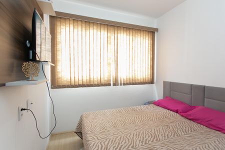 Quarto  de kitnet/studio para alugar com 1 quarto, 26m² em Conjunto Residencial José Bonifácio, São Paulo