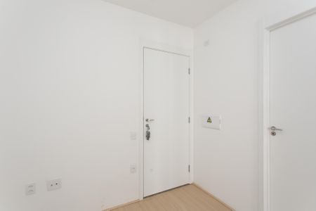 Sala de kitnet/studio para alugar com 1 quarto, 26m² em Conjunto Residencial José Bonifácio, São Paulo