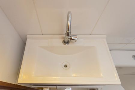 Banheiro de casa para alugar com 2 quartos, 40m² em Jardim Malia Ii, São Paulo