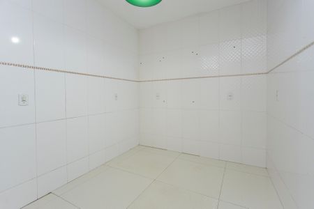 Quarto/Sala de casa para alugar com 2 quartos, 40m² em Jardim Malia Ii, São Paulo