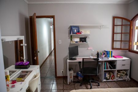 Casa à venda com 128m², 3 quartos e 2 vagas Casa à venda com 128m², 3 quartos e 2 vagasQuarto 3 - Suíte