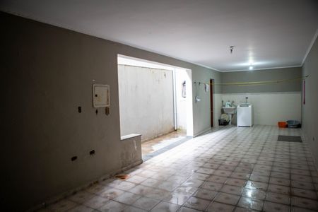 Casa à venda com 128m², 3 quartos e 2 vagas Casa à venda com 128m², 3 quartos e 2 vagasQuintal e Area de Serviço