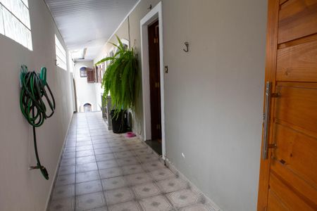 Casa à venda com 128m², 3 quartos e 2 vagas Casa à venda com 128m², 3 quartos e 2 vagasCorredor Quintal