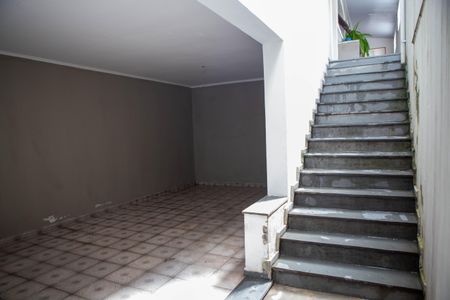 Casa à venda com 128m², 3 quartos e 2 vagas Casa à venda com 128m², 3 quartos e 2 vagasQuintal e Area de Serviço