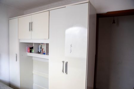 Casa à venda com 128m², 3 quartos e 2 vagas Casa à venda com 128m², 3 quartos e 2 vagasQuarto 2