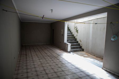 Casa à venda com 128m², 3 quartos e 2 vagas Casa à venda com 128m², 3 quartos e 2 vagasQuintal e Area de Serviço