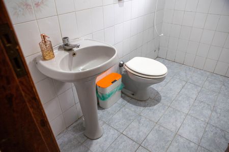 Casa à venda com 128m², 3 quartos e 2 vagas Casa à venda com 128m², 3 quartos e 2 vagasBanheiro Suíte