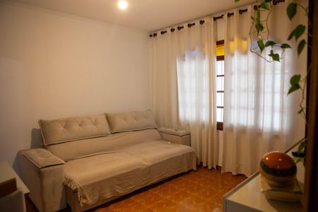 Casa à venda com 128m², 3 quartos e 2 vagas Casa à venda com 128m², 3 quartos e 2 vagassala