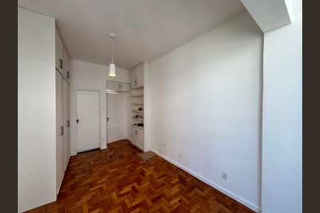 Suíte de apartamento para alugar com 1 quarto, 36m² em Copacabana, Rio de Janeiro