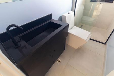 Apartamento para alugar com 54m², 2 quartos e 1 vaga Apartamento para alugar com 54m², 2 quartos e 1 vagaBanheiro