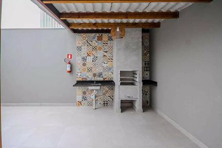 Apartamento para alugar com 54m², 2 quartos e 1 vaga Apartamento para alugar com 54m², 2 quartos e 1 vagaÁrea comum - Churrasqueira