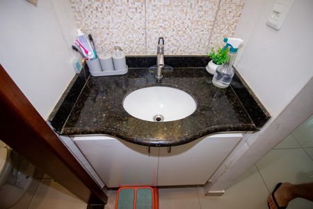 Casa à venda com 90m², 2 quartos e 1 vaga Casa à venda com 90m², 2 quartos e 1 vagaBanheiro Social