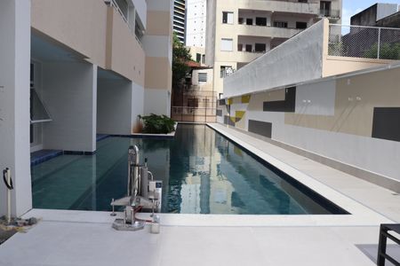 Studio à venda com 24m², 1 quarto e sem vagaPiscina