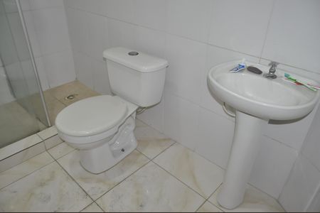 Apartamento à venda com 67m², 2 quartos e sem vagaBanheiro