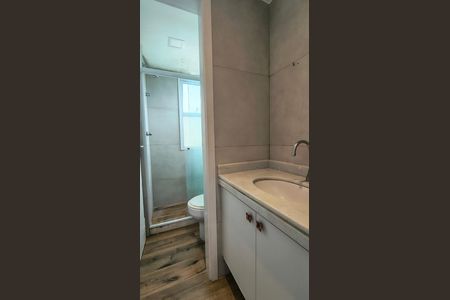 Apartamento à venda com 180m², 4 quartos e 3 vagas Apartamento à venda com 180m², 4 quartos e 3 vagasBanheiro da Suíte 2 e 3