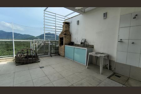 Apartamento à venda com 180m², 4 quartos e 3 vagas Apartamento à venda com 180m², 4 quartos e 3 vagasCobertura