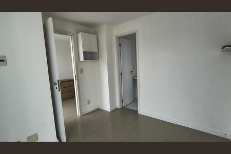 Apartamento à venda com 180m², 4 quartos e 3 vagas Apartamento à venda com 180m², 4 quartos e 3 vagasSuíte 4