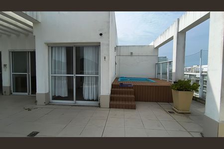 Apartamento à venda com 180m², 4 quartos e 3 vagas Apartamento à venda com 180m², 4 quartos e 3 vagasCobertura