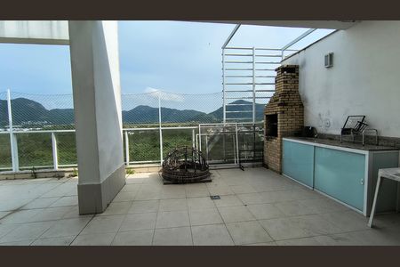 Apartamento à venda com 180m², 4 quartos e 3 vagas Apartamento à venda com 180m², 4 quartos e 3 vagasCobertura