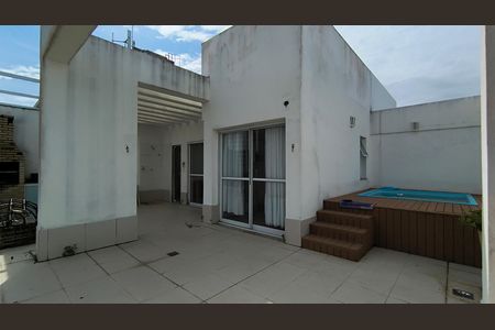 Apartamento à venda com 180m², 4 quartos e 3 vagas Apartamento à venda com 180m², 4 quartos e 3 vagasCobertura