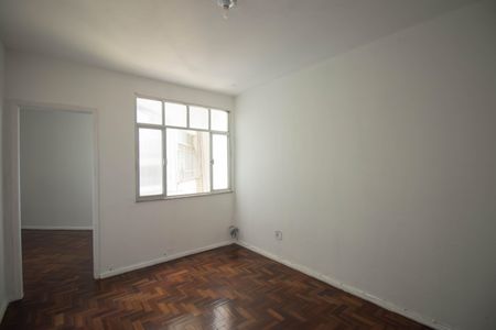 Sala de apartamento para alugar com 1 quarto, 38m² em Alcantara, São Gonçalo