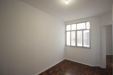 Suíte 1 de apartamento para alugar com 1 quarto, 38m² em Alcantara, São Gonçalo