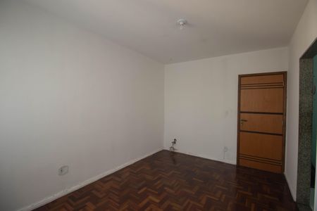 Sala de apartamento para alugar com 1 quarto, 38m² em Alcantara, São Gonçalo