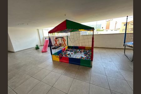 Apartamento para alugar com 45m², 2 quartos e 2 vagasÁrea comum - Playground