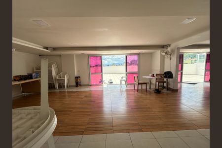 Apartamento para alugar com 45m², 2 quartos e 2 vagasÁrea comum - Salão de festas