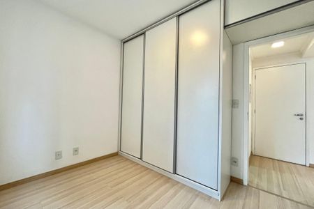 Quarto de apartamento à venda com 1 quarto, 38m² em Vila Clementino, São Paulo