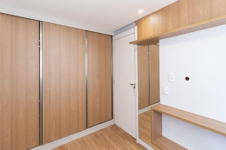 Quarto 2 de apartamento para alugar com 2 quartos, 36m² em Chacara Santa Lucia dos Ypes, Carapicuíba