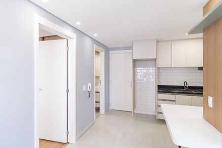 Sala de apartamento para alugar com 2 quartos, 36m² em Chacara Santa Lucia dos Ypes, Carapicuíba