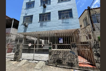 Apartamento à venda com 68m², 2 quartos e 1 vagaFachada + plaquinha