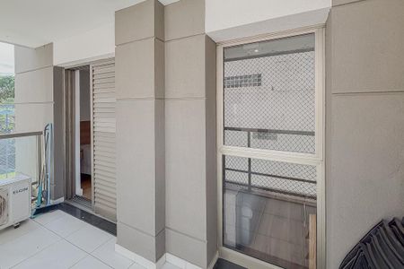 Studio para alugar com 31m², 1 quarto e 1 vaga Studio para alugar com 31m², 1 quarto e 1 vagaVaranda