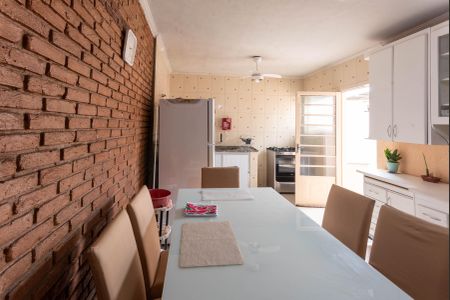 Casa à venda com 195m², 4 quartos e 3 vagasCozinha